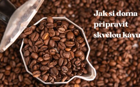 Pro skvělou kávu nemusíte chodit jen do kaváren, dobrou kávu lze připravit i v domácích podmínkách bez drahého příslušenství. Jak si tedy připravit skvělou kávu?