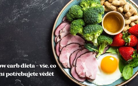 Low carb dieta může být efektivním nástrojem pro hubnutí, podporujícím spalování tuků a udržení dlouhodobějšího pocitu sytosti.