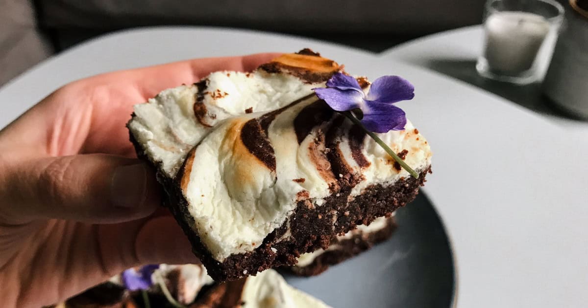 Cheesecake brownies s tvarohom.