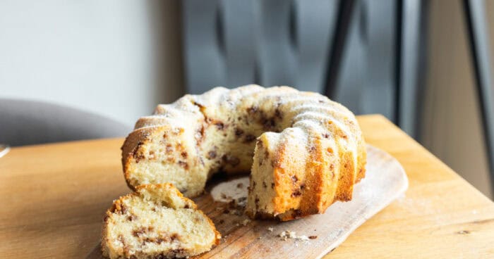 Liatá bábovka s čokoládou.