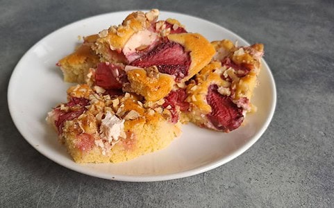 Najlepšia jahodová bublanina s tvarohom.