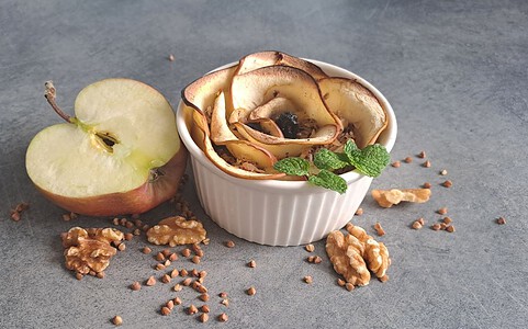 Recept: Zapečená pohánka na sladko s jablkami.